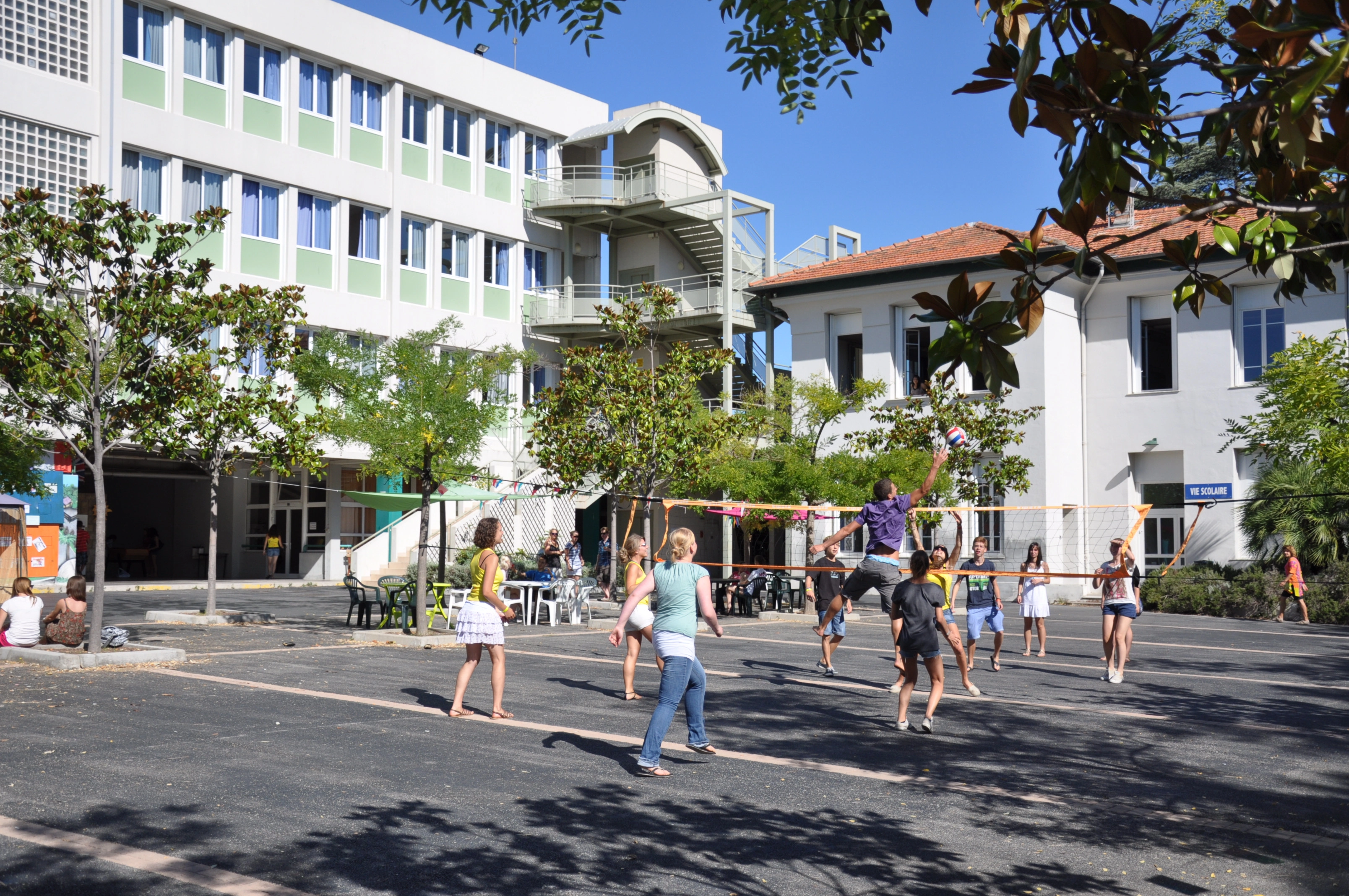 galeria/Antibes-estudiar-ingles-en-el-extranjero-study-fuera-a1.webp