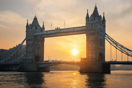 view-of-famous-tower-bridge-at-sunrise-london.jpg