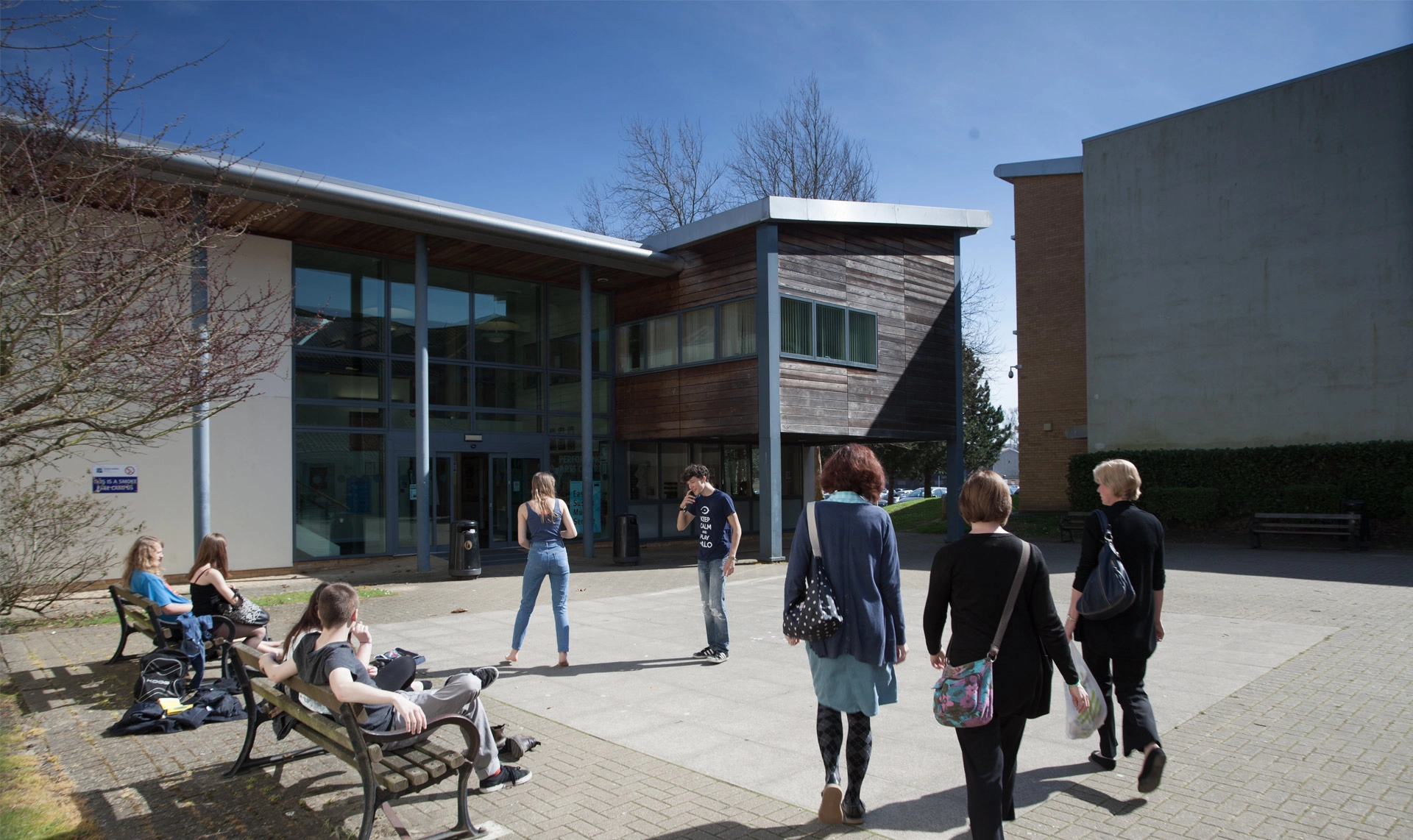 Sussex-Downs-College-Lewes-estudiar-ingles-en-el-extranjero-adultos-study-fuera-c1.webp