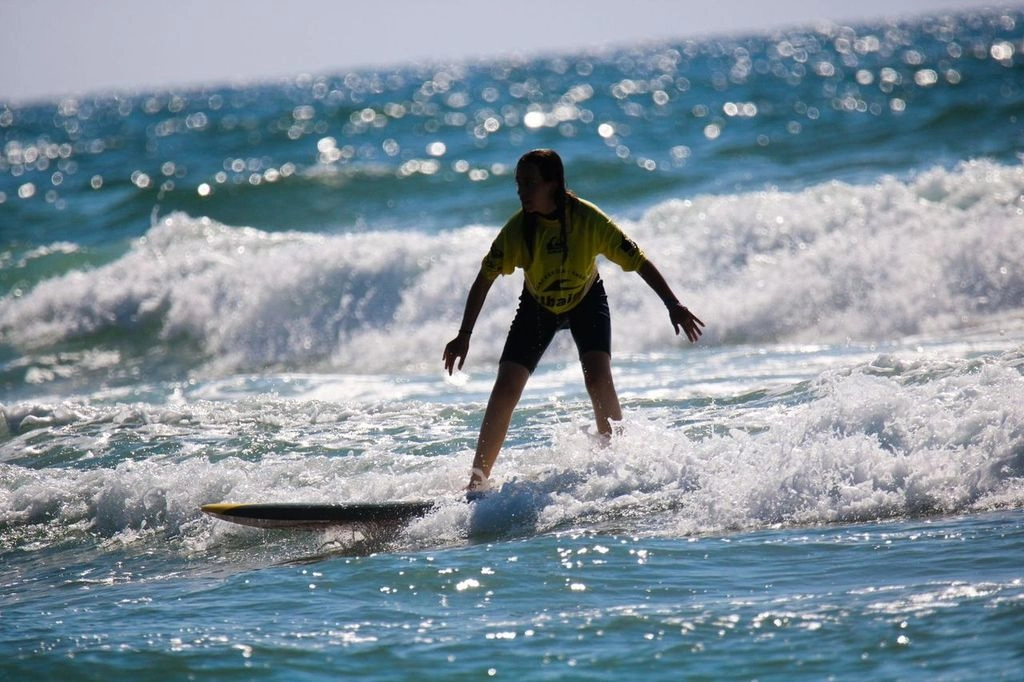 biarritz-langue-surf-15-17-anos-familia-estudiar-ingles-en-el-extranjero-british-summer-cu3.webp